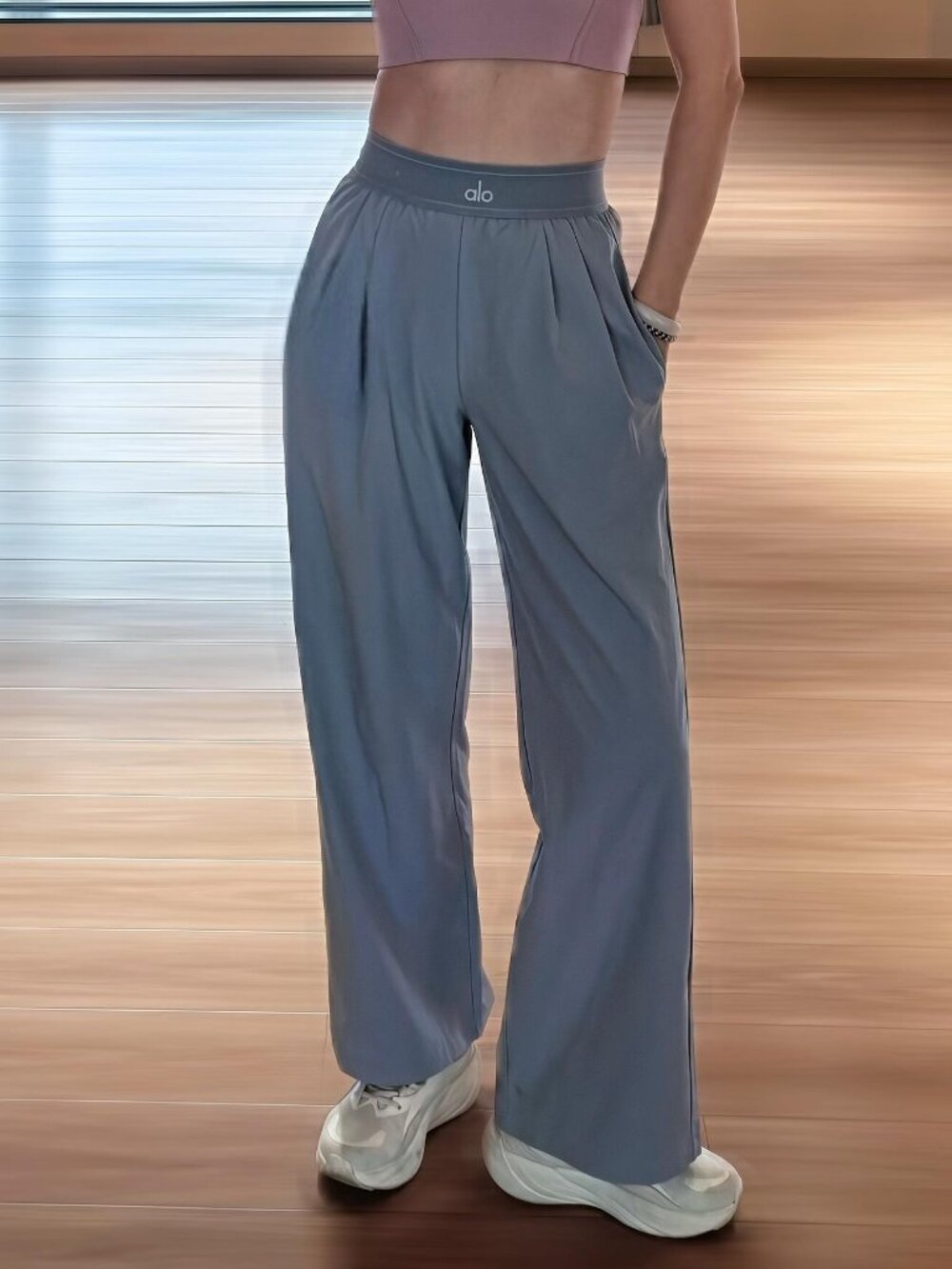 Brand New🛒ALO Yoga Steel Grey Wide Leg Trouser 30" Inseam Regular💫